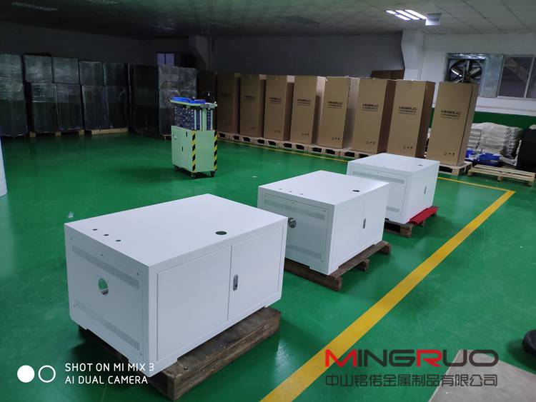 鈑金加工中服務(wù)器機箱制造也需要工匠精神