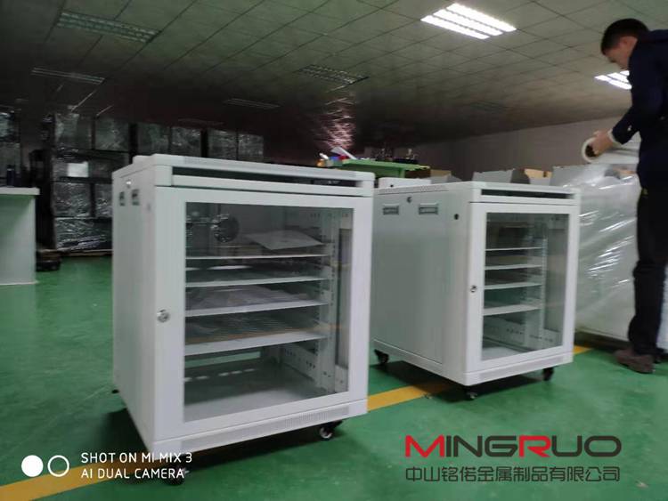 鈑金加工中工業(yè)電控箱點贊的相關(guān)性知識